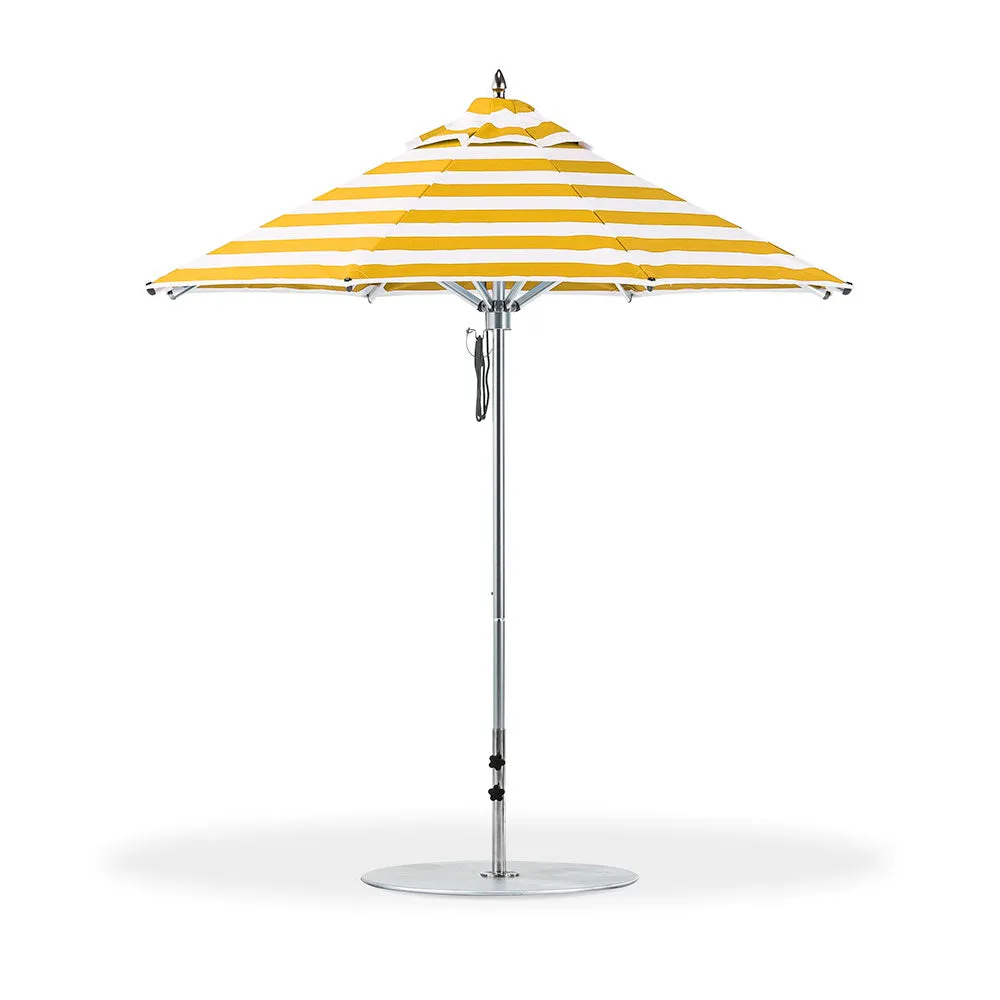 7.5' Oct Greenwich Aluminum Market Umbrella