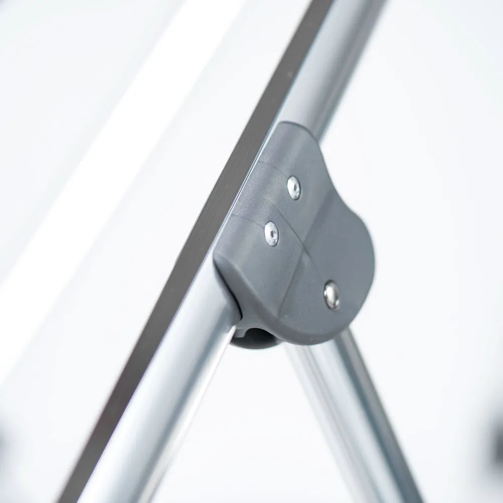 7.5' Oct Greenwich Aluminum Market Umbrella