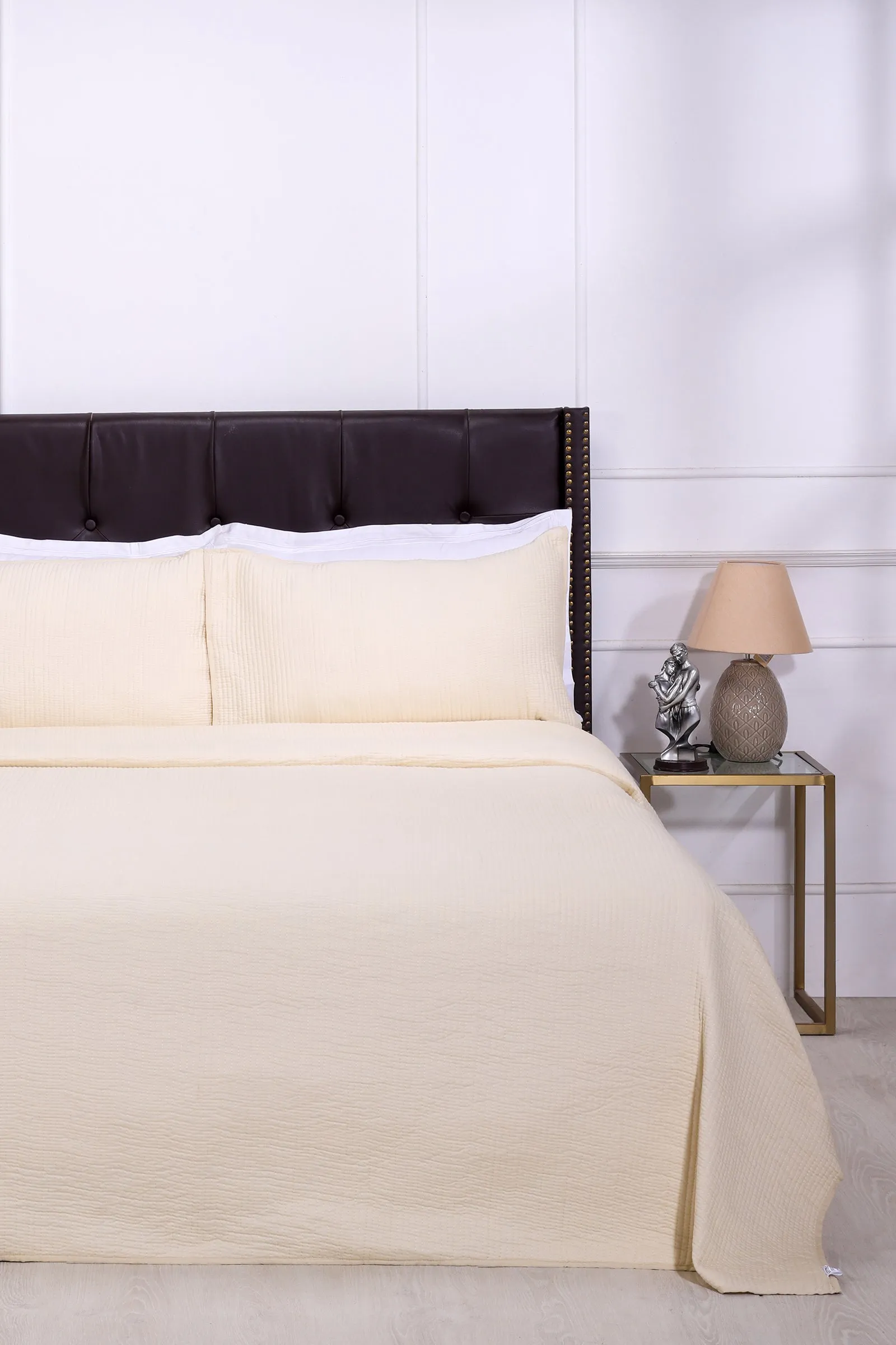 Fine Cotton Quilted Ivory Bedcover