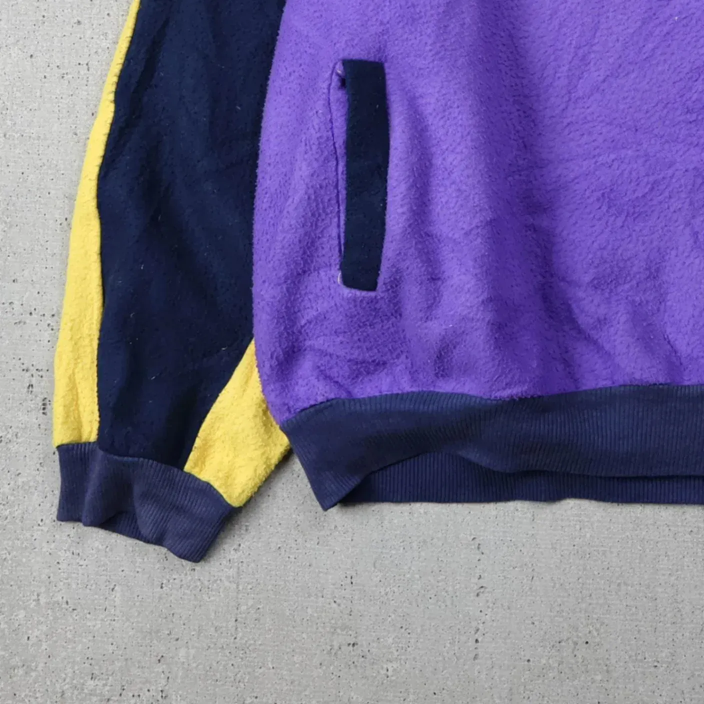 Funky Fleece (XL)