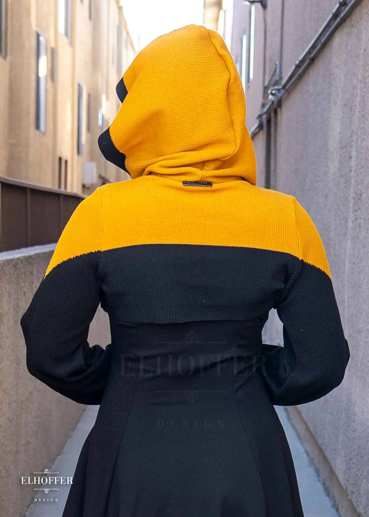 Interstellar Capricorn Crop Hoodie - Gold
