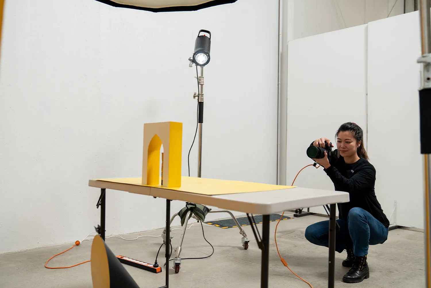 Spectrum White PRO.PROPS Styling Photography Prop - Moroccan Arch