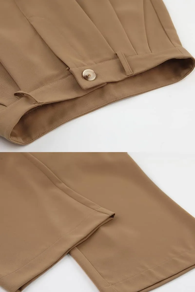 Two-piece leisure suit with round neck and wide legs